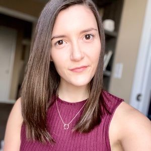 Meet your Posher, April